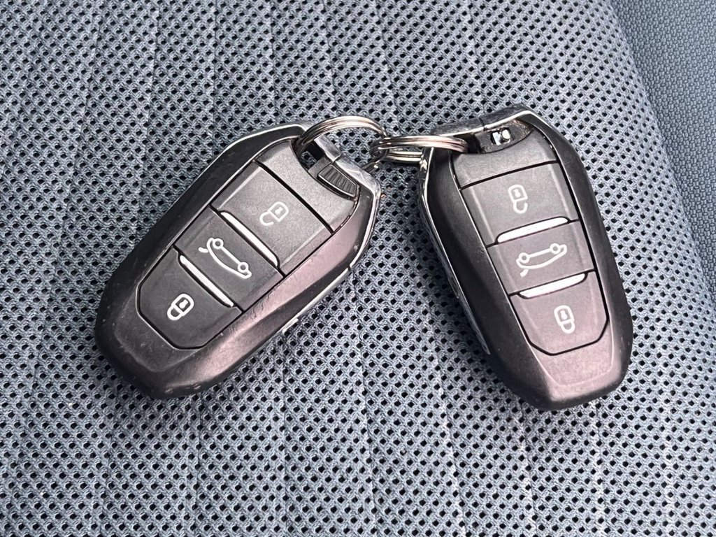 Used Citroen C4 Grand Picasso 2016 for sale - 76665626: Photo 27