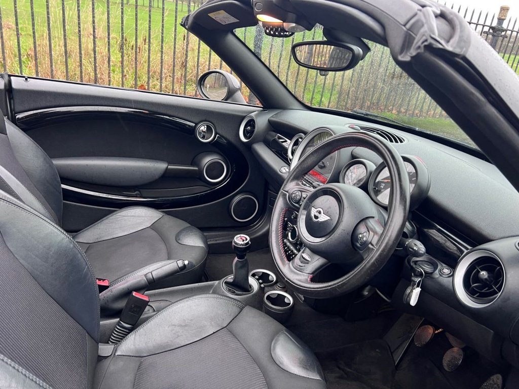 Used MINI Roadster 2015 for sale - 76985846: Photo 2