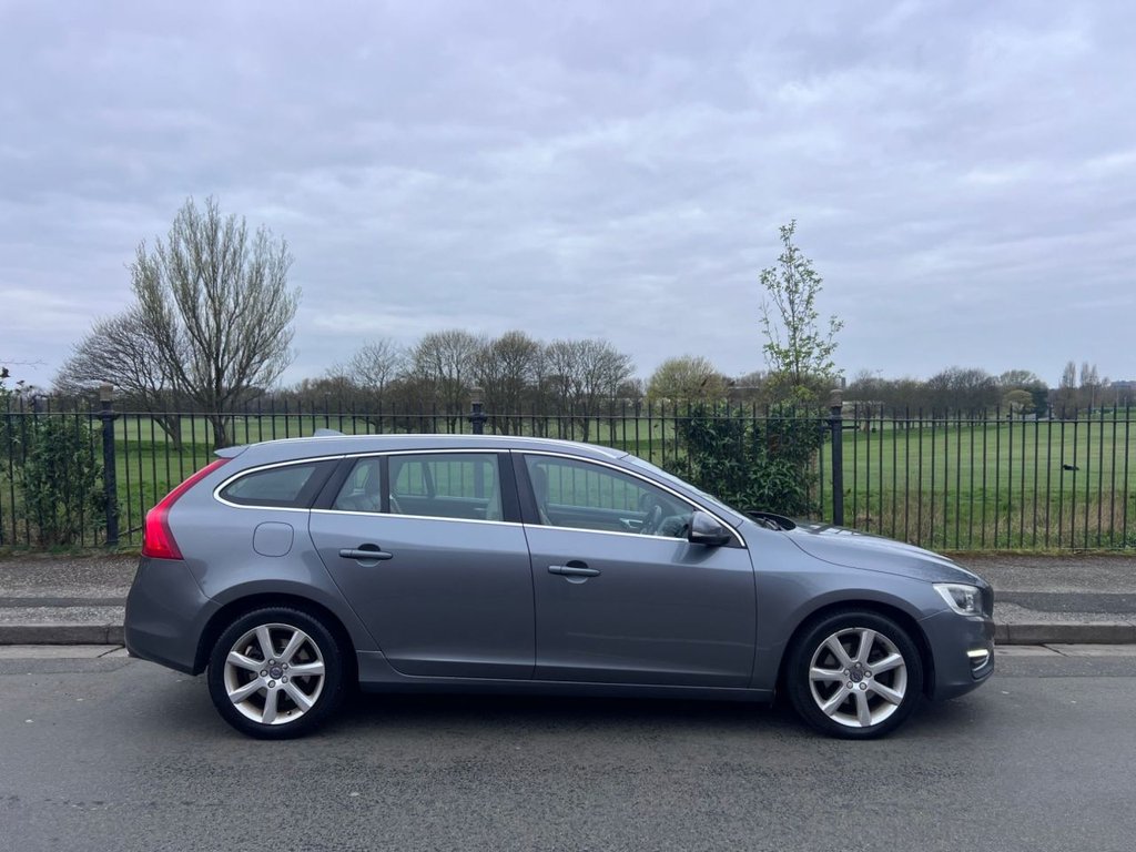 Used Volvo V60 2015 for sale - 78096555: Photo 5