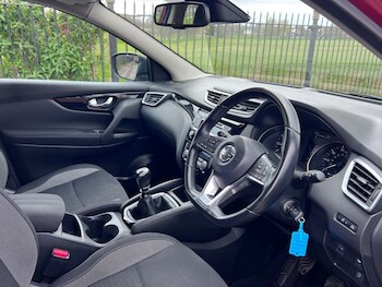 Used Nissan Qashqai 2017 for sale - 78110777: Photo