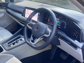 Used Volkswagen Golf 2021 for sale - 77748058: Photo