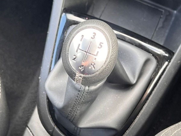 Used Renault Clio 2015 for sale - 75548820: Photo 18