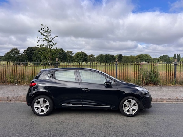 Used Renault Clio 2015 for sale - 75548820: Photo 5