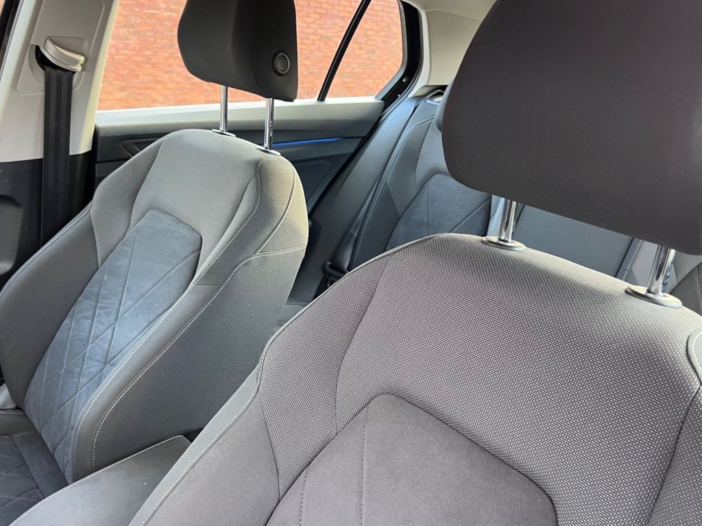 Used Volkswagen Golf 2020 for sale - 77080439: Photo 11