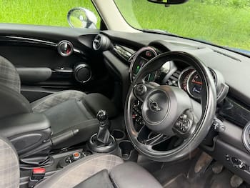 Used MINI Hatch 2018 for sale - 79628810: Photo