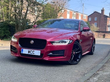 Used Jaguar XE 2018 for sale - 77976439: Photo