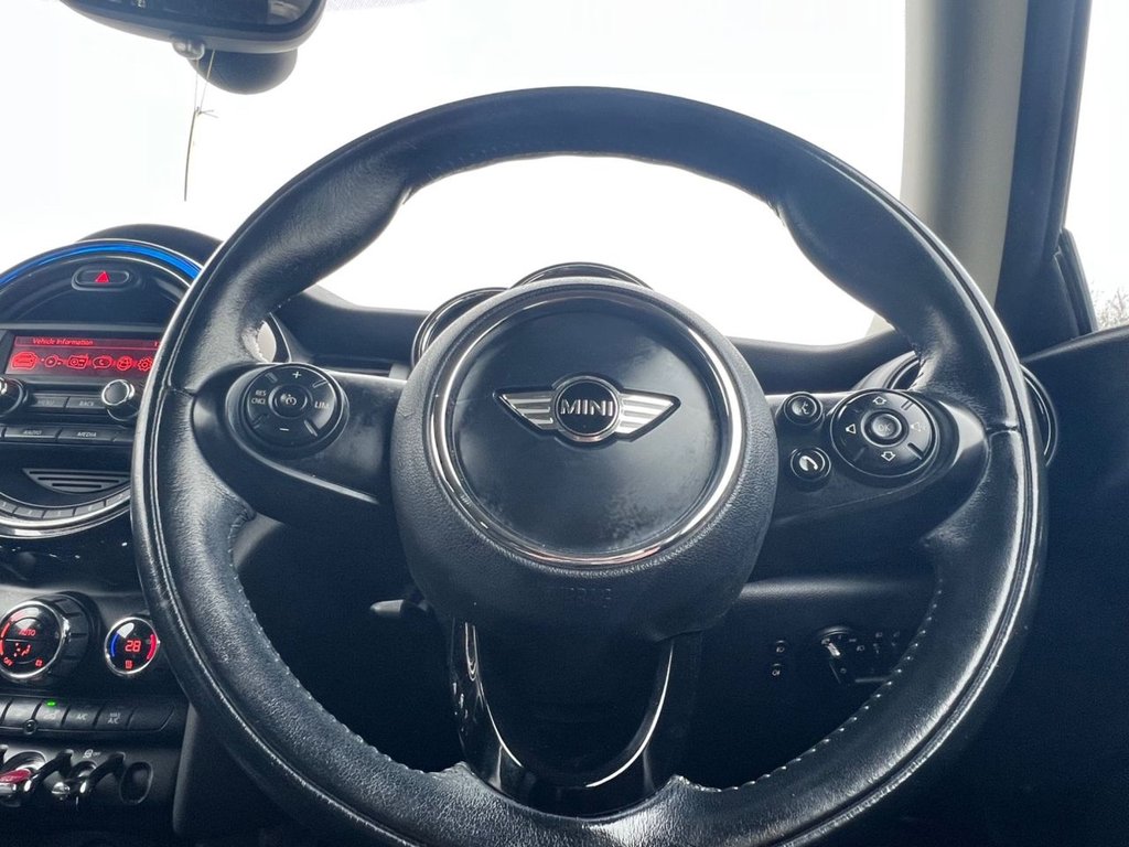 Used MINI Hatch 2016 for sale - 77593957: Photo 24