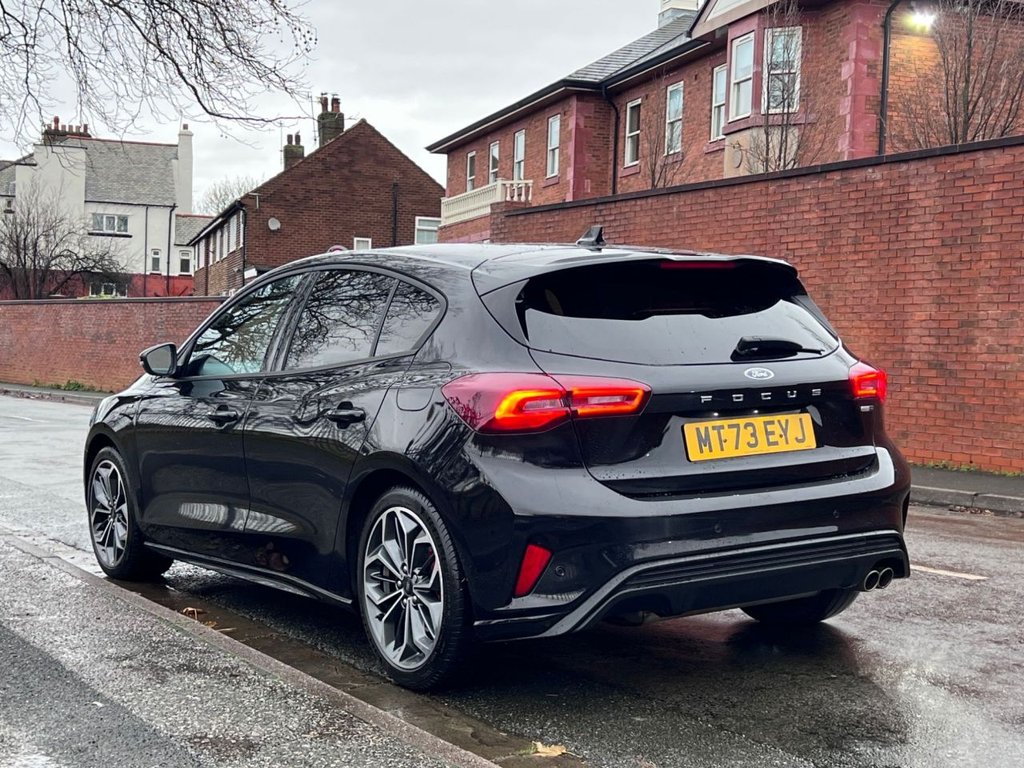 Used Ford Focus 2023 for sale - 76934480: Photo 9