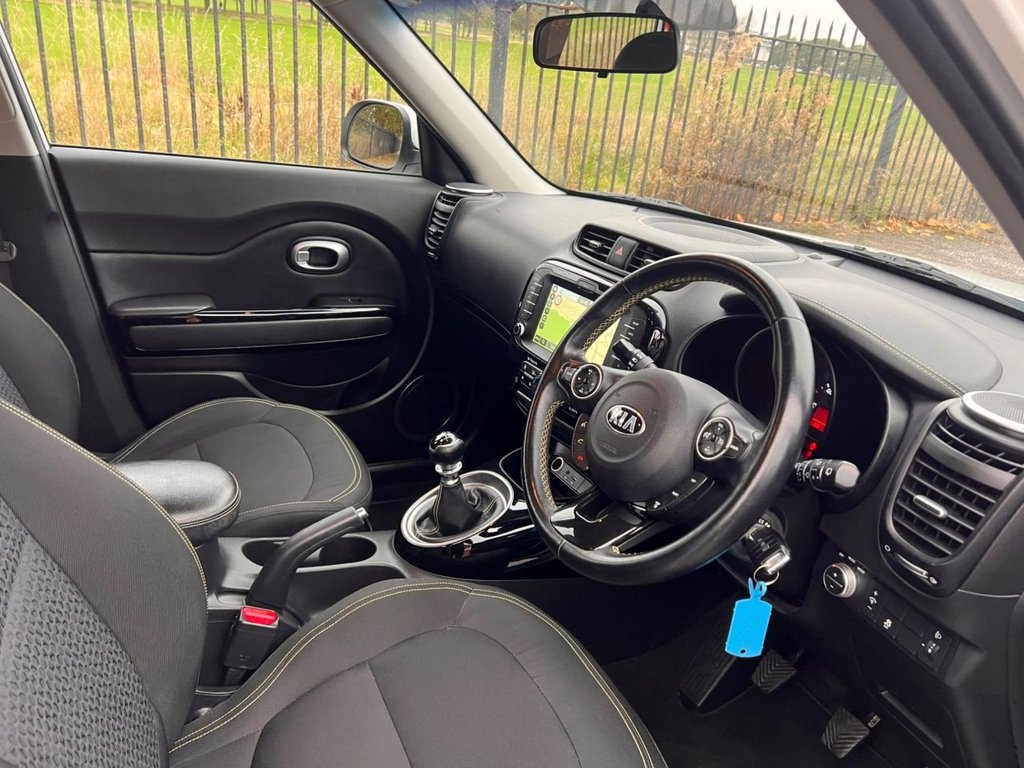 Used Kia Soul 2015 for sale - 76261412: Photo 2