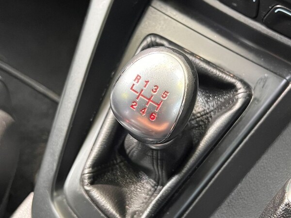 Used Ford Focus 2014 for sale - 76040189: Photo 20