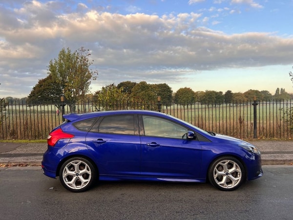 Used Ford Focus 2014 for sale - 76040189: Photo 5