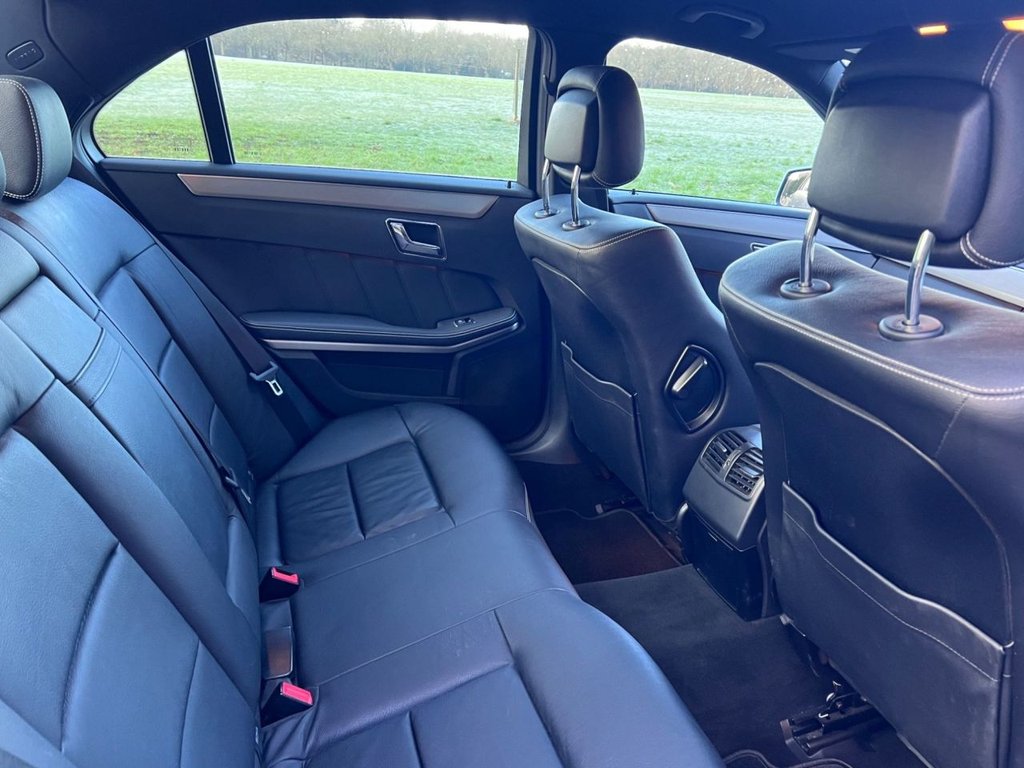 Used Mercedes-Benz E Class 2011 for sale - 77199885: Photo 13