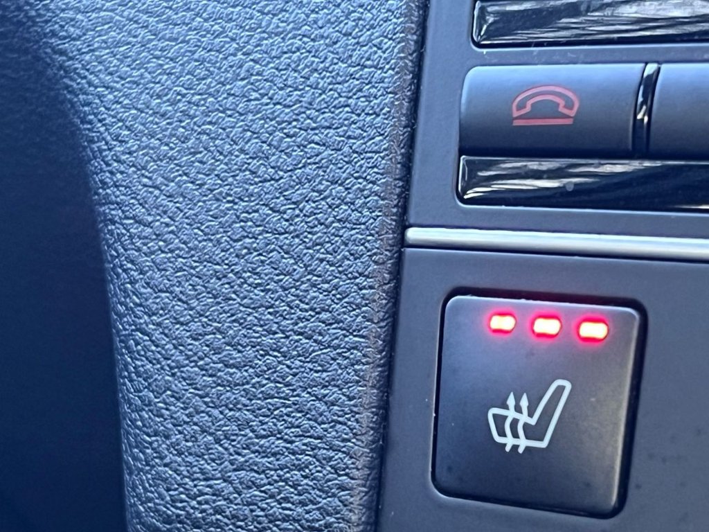 Used Mercedes-Benz E Class 2011 for sale - 77199885: Photo 20