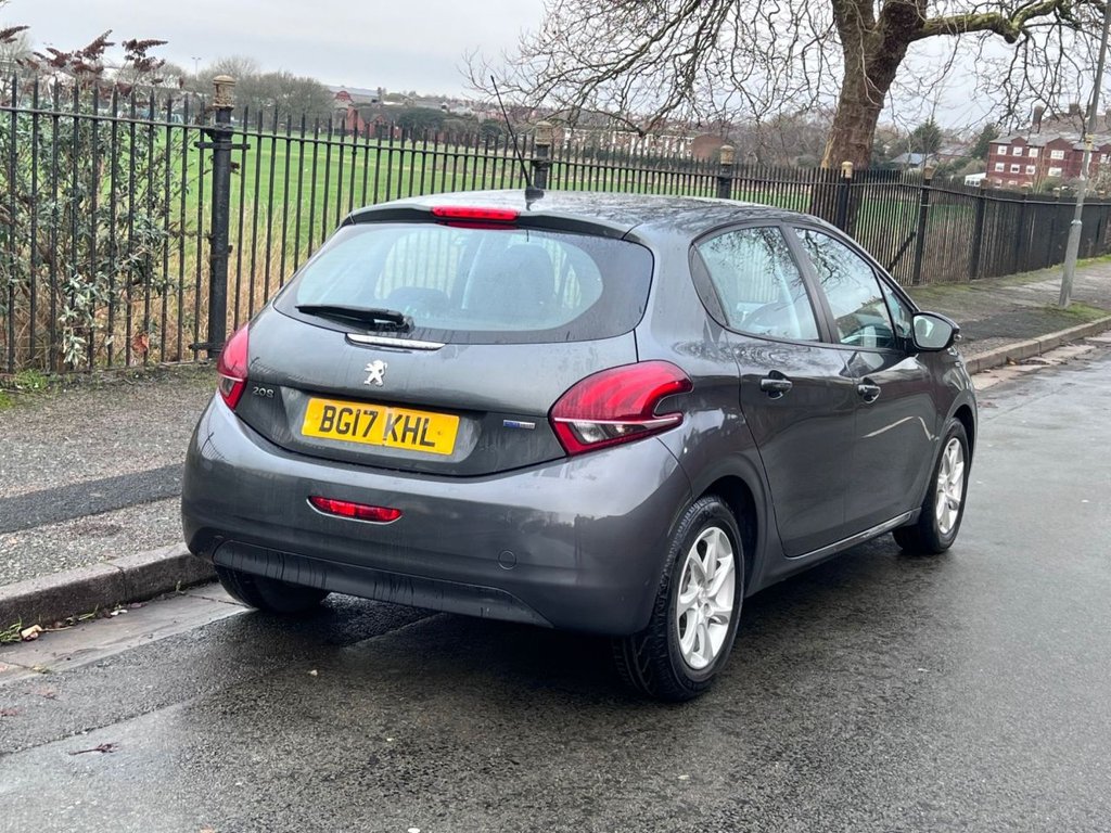 Used Peugeot 208 2017 for sale - 77014457: Photo 6