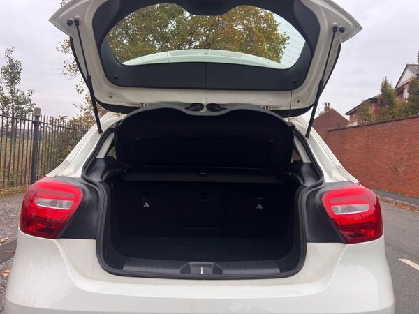 Used Mercedes-Benz A-Class 2015 for sale - 76291939: Photo 14