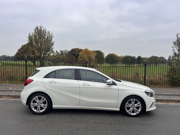 Used Mercedes-Benz A-Class 2015 for sale - 76291939: Photo 5
