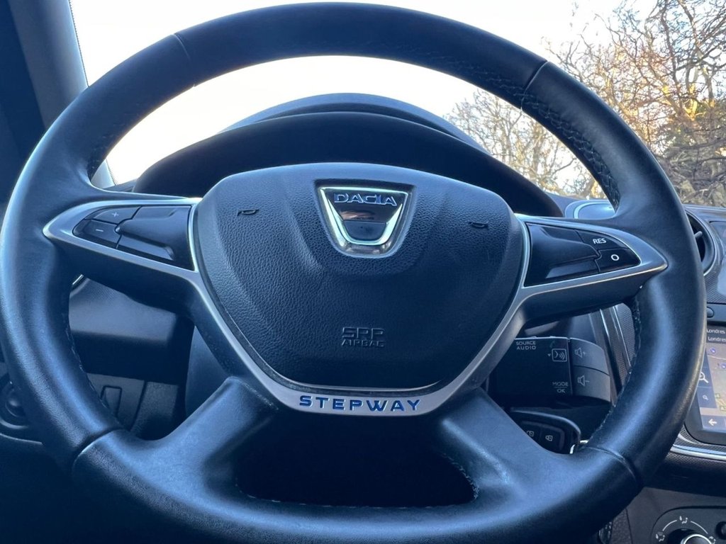 Used Dacia Sandero 2020 for sale - 76784202: Photo 25