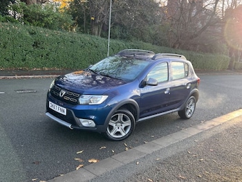 Used Dacia Sandero 2017 for sale - 76784202: Photo