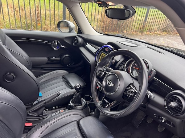 Used MINI Hatch 2016 for sale - 76261407: Photo 2