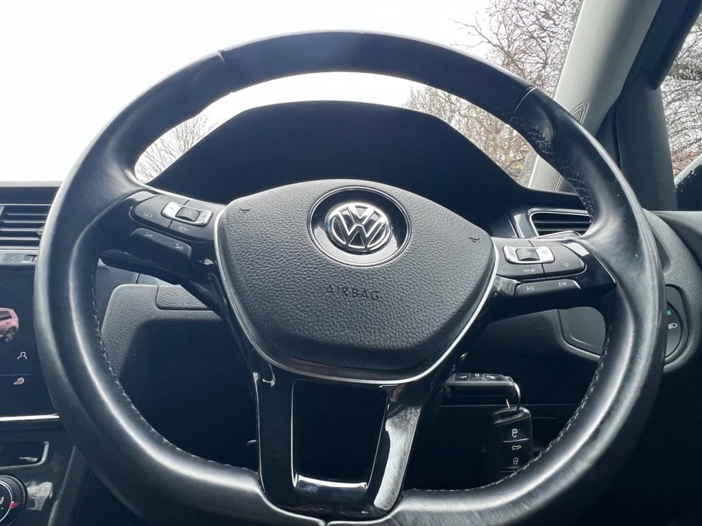 Used Volkswagen Golf 2018 for sale - 77533995: Photo 23