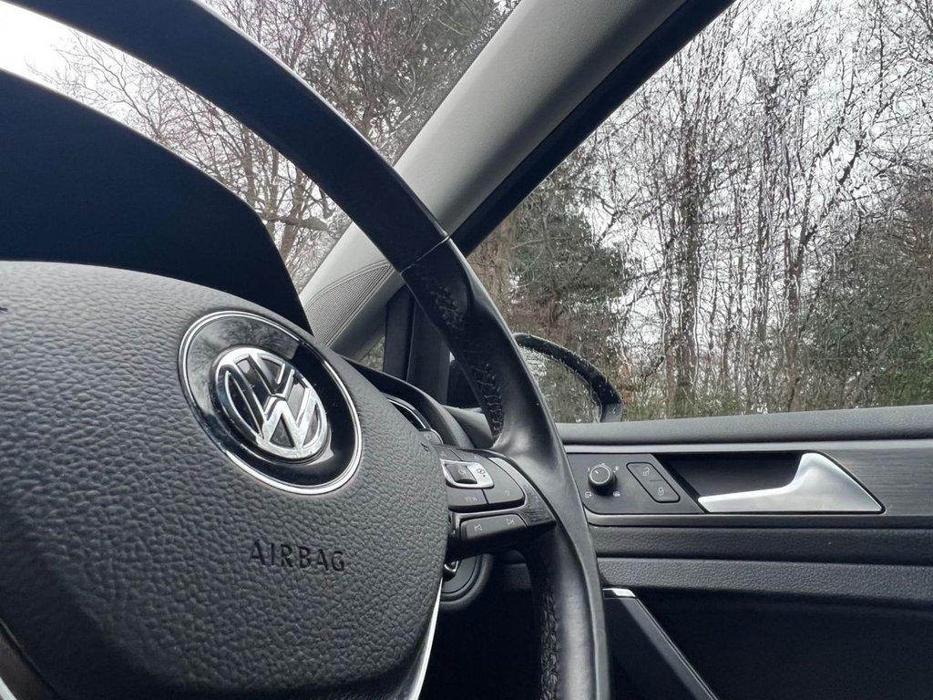 Used Volkswagen Golf 2018 for sale - 77533995: Photo 25