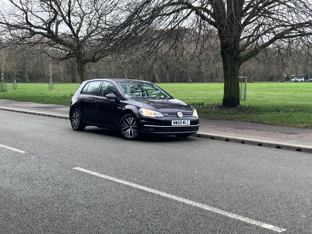 Used Volkswagen Golf 2018 for sale - 77533995: Photo 4