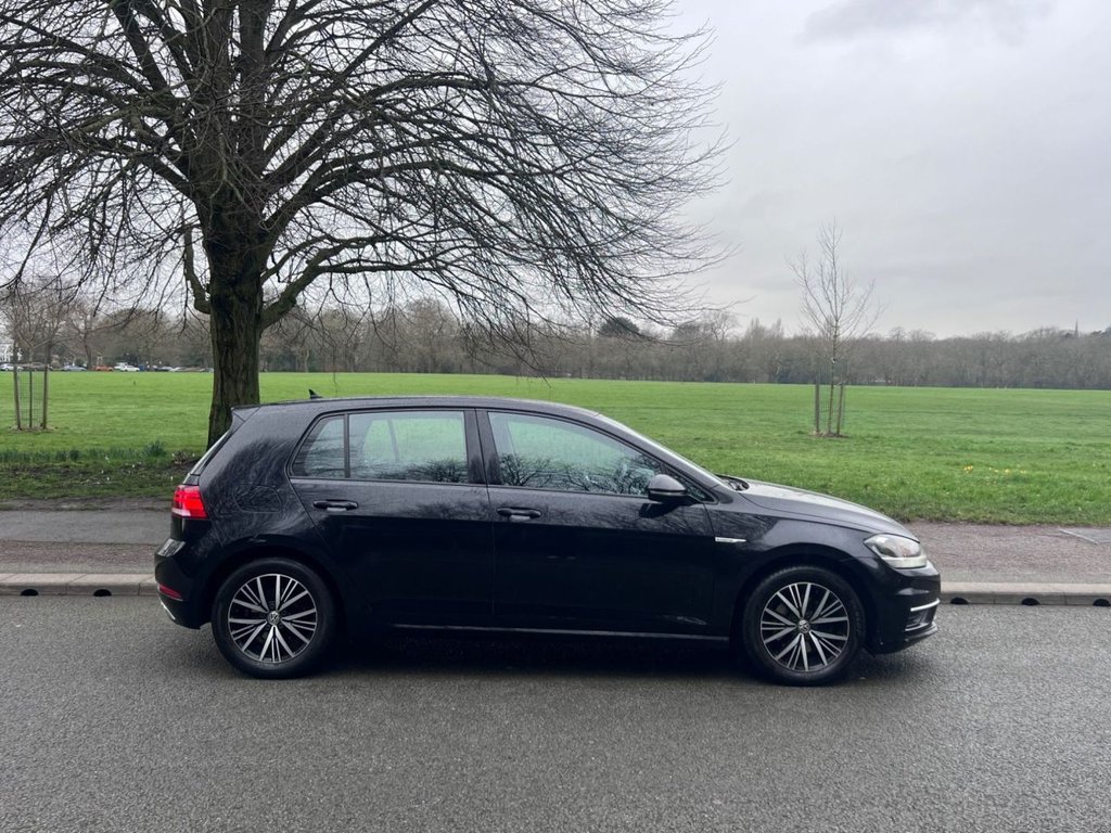 Used Volkswagen Golf 2018 for sale - 77533995: Photo 5