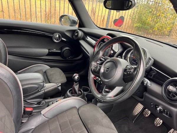 Used MINI Hatch 2020 for sale - 75716311: Photo 2