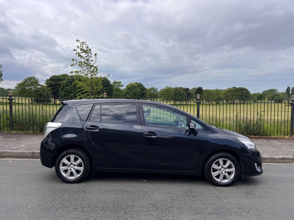 Used Toyota Verso 2015 for sale - 76323248: Photo 5