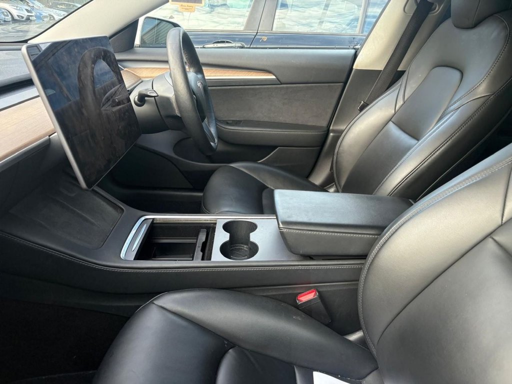 Used Tesla Model 3 2021 for sale - 76345976: Photo 2