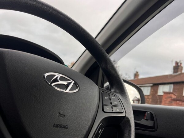 Used Hyundai i10 2016 for sale - 76210896: Photo 21