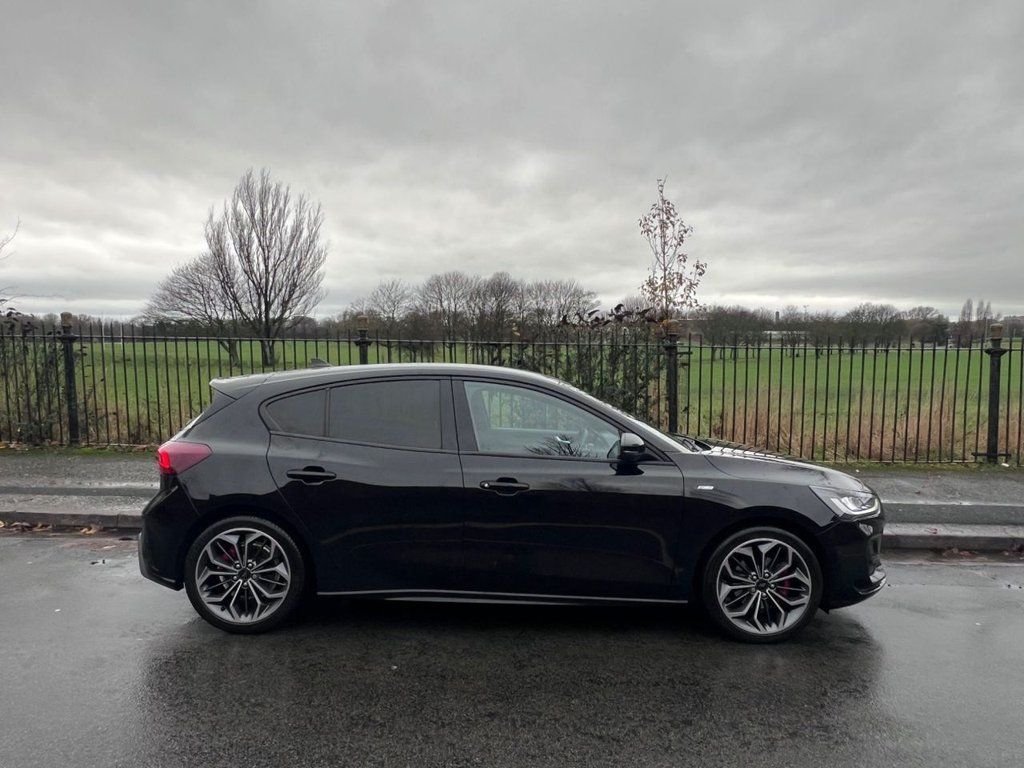 Used Ford Focus 2023 for sale - 78030704: Photo 5