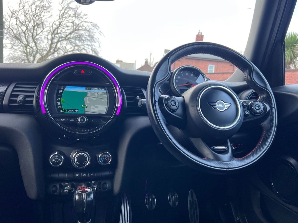 Used MINI Hatch 2019 for sale - 77250438: Photo 24