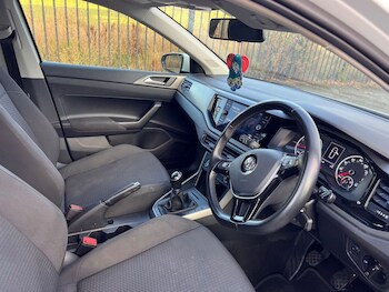 Used Volkswagen Polo 2019 for sale - 76631845: Photo