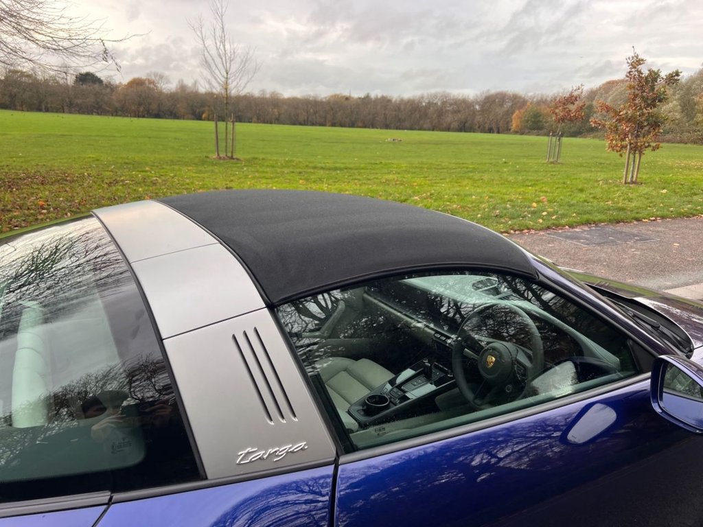 Used Porsche 911 2023 for sale - 76596008: Photo 12