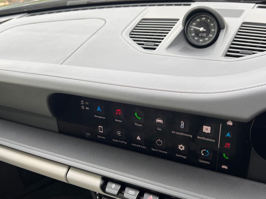 Used Porsche 911 2023 for sale - 76596008: Photo 18