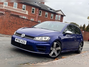 Used Volkswagen Golf 2016 for sale - 76686093: Photo