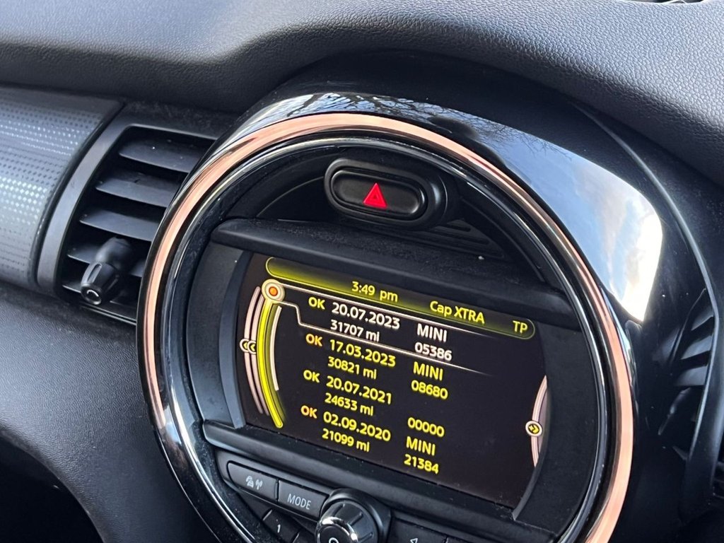 Used MINI Convertible 2016 for sale - 76617160: Photo 28