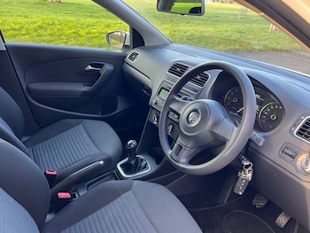 Used Volkswagen Polo 2013 for sale - 76973084: Photo