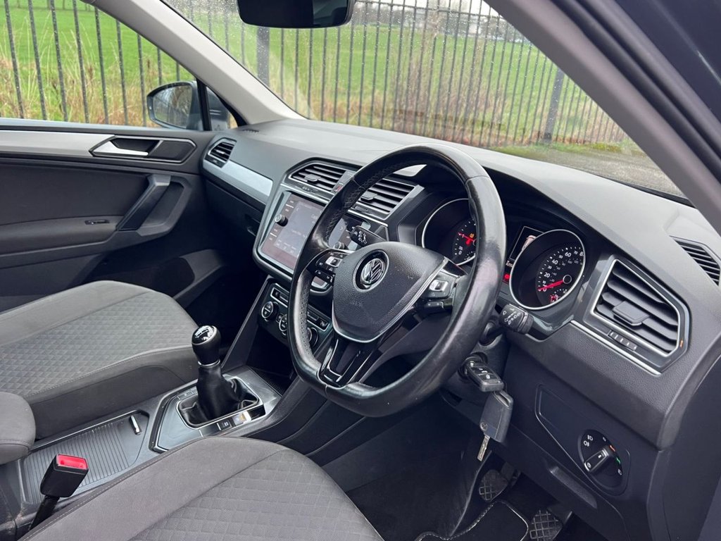 Used Volkswagen Tiguan 2018 for sale - 77546713: Photo 2