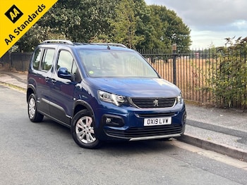 2019 (19) - 1.5 BlueHDi Allure Standard MPV 5dr Diesel Manual Euro 6 (s/s) (130 ps)
