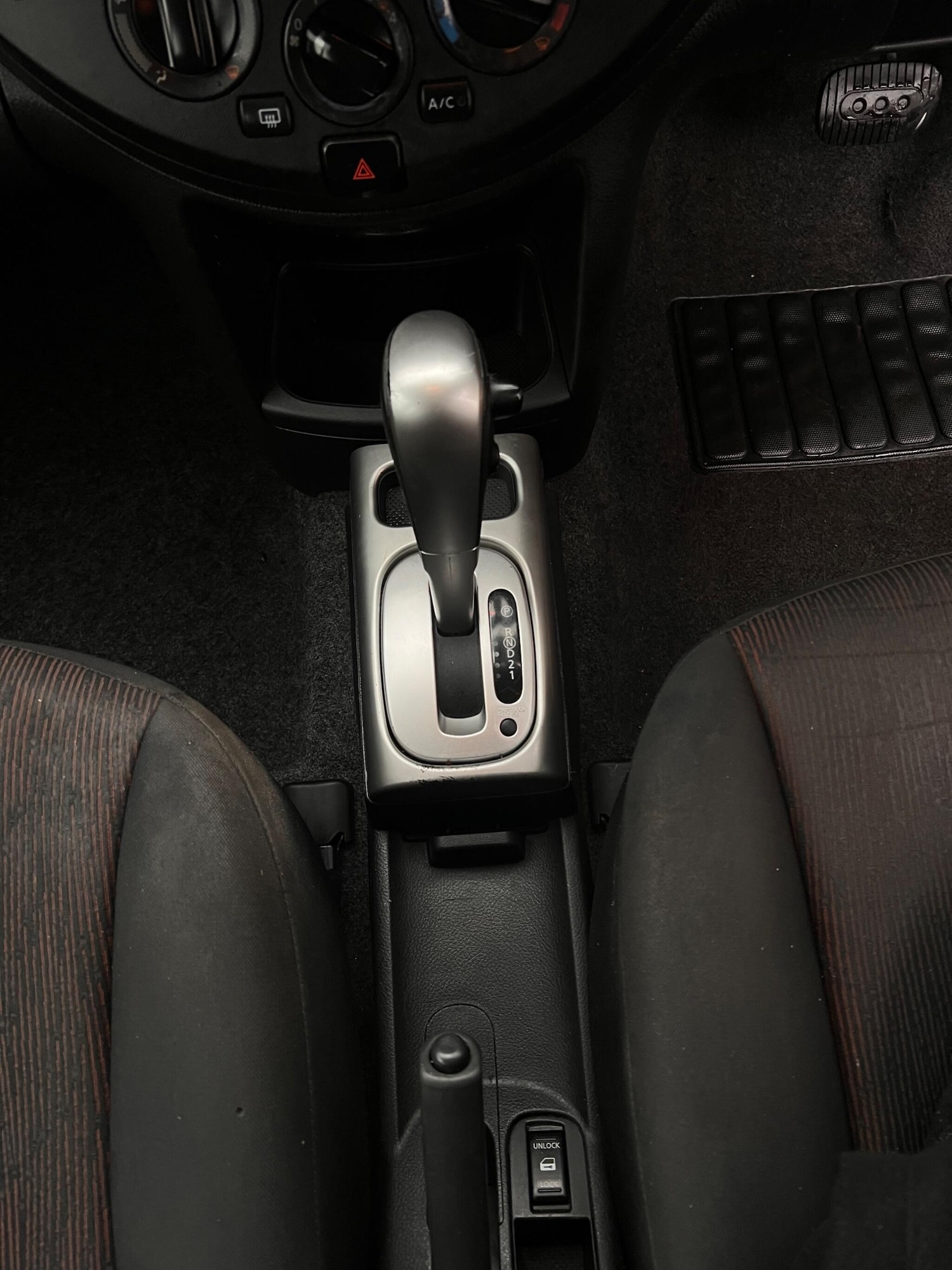 Used Nissan Note 2009 for sale - 76765732: Photo 16