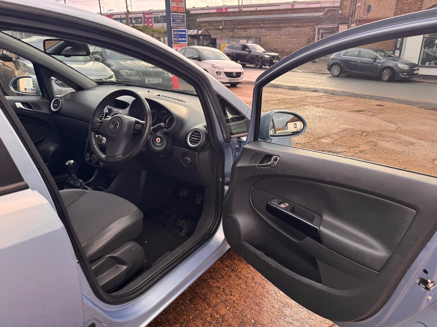 Used Vauxhall Corsa 2007 for sale - 77314997: Photo 9