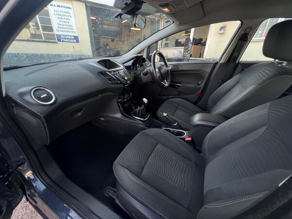 Used Ford Fiesta 2015 for sale - 75562922: Photo 11
