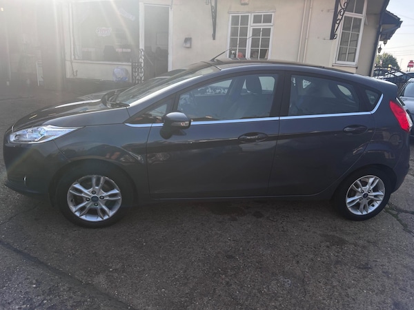 Used Ford Fiesta 2015 for sale - 75562922: Photo 5