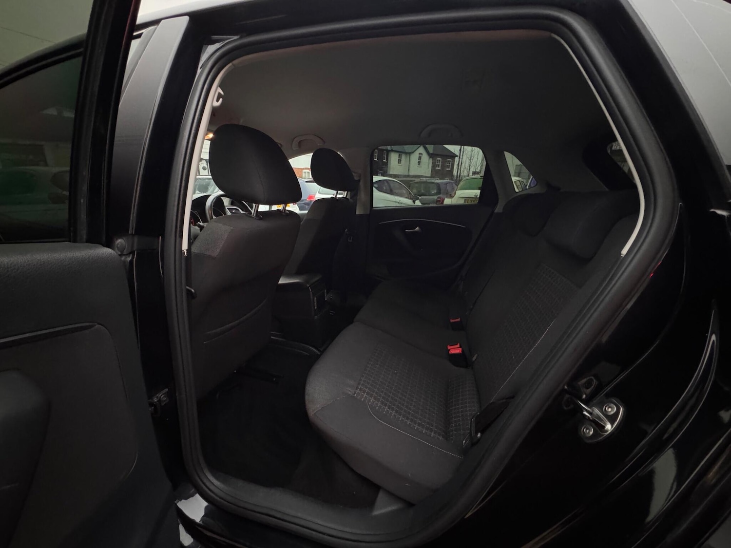 Used Volkswagen Polo 2014 for sale - 77331452: Photo 13