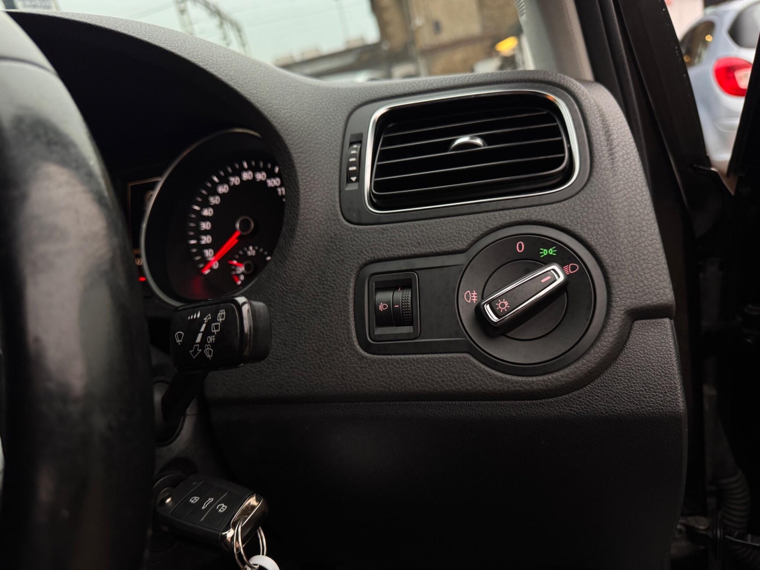 Used Volkswagen Polo 2014 for sale - 77331452: Photo 15