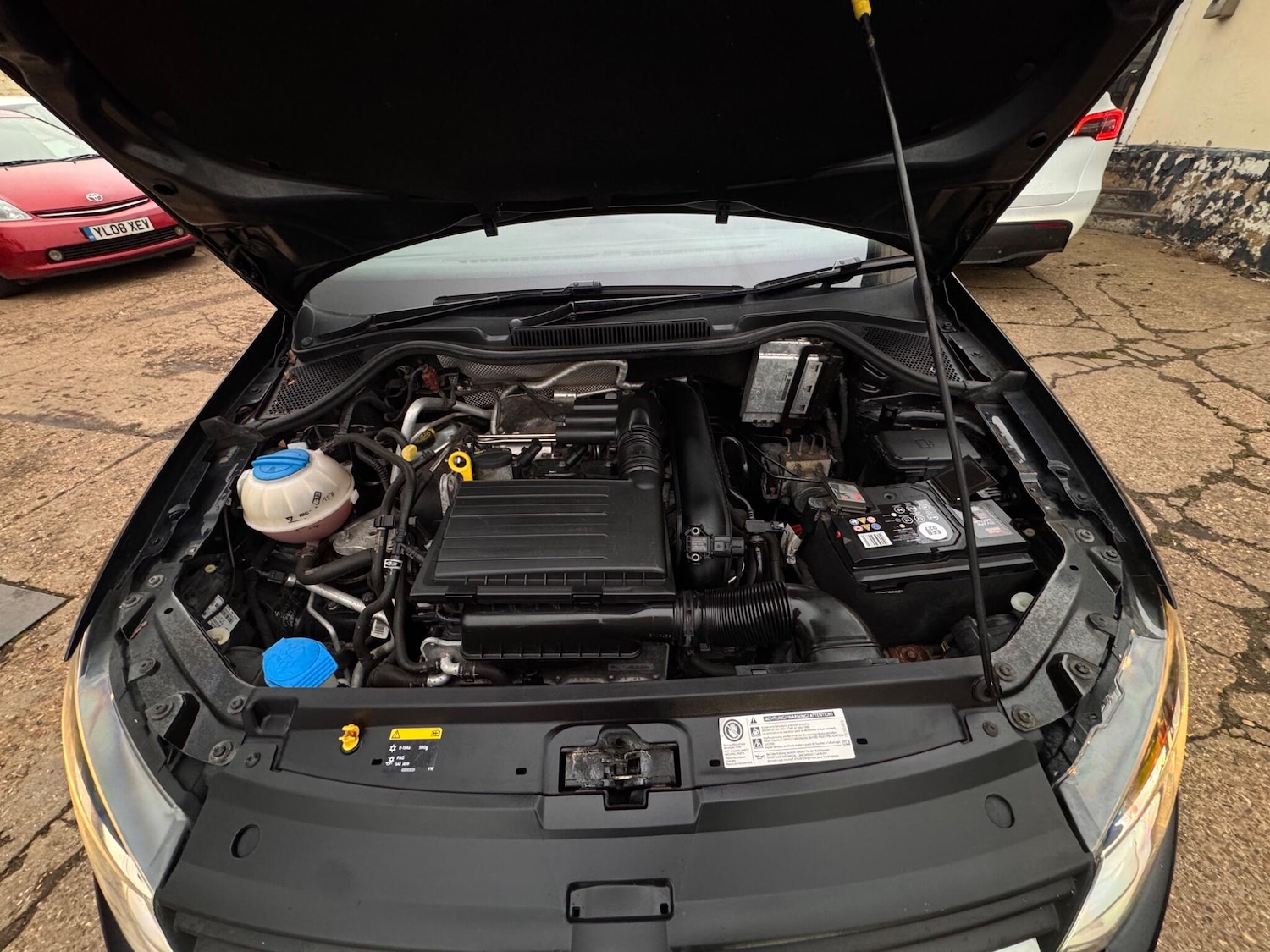 Used Volkswagen Polo 2014 for sale - 77331452: Photo 18