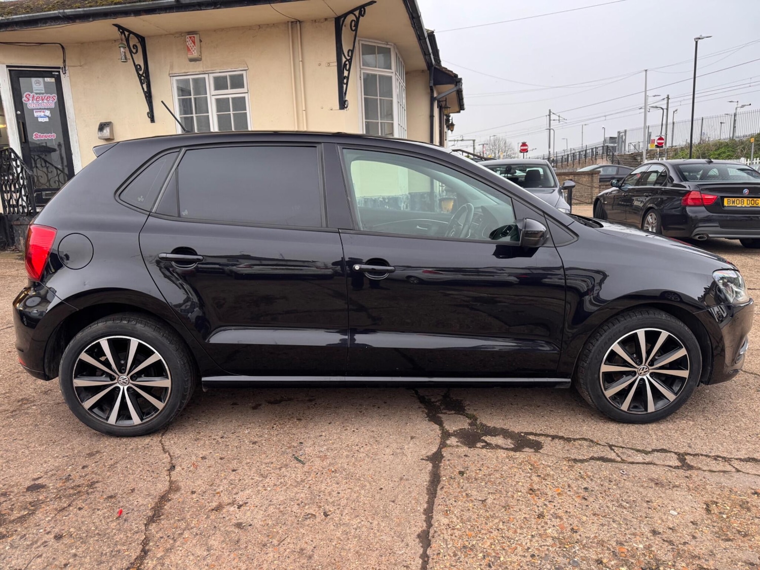 Used Volkswagen Polo 2014 for sale - 77331452: Photo 7