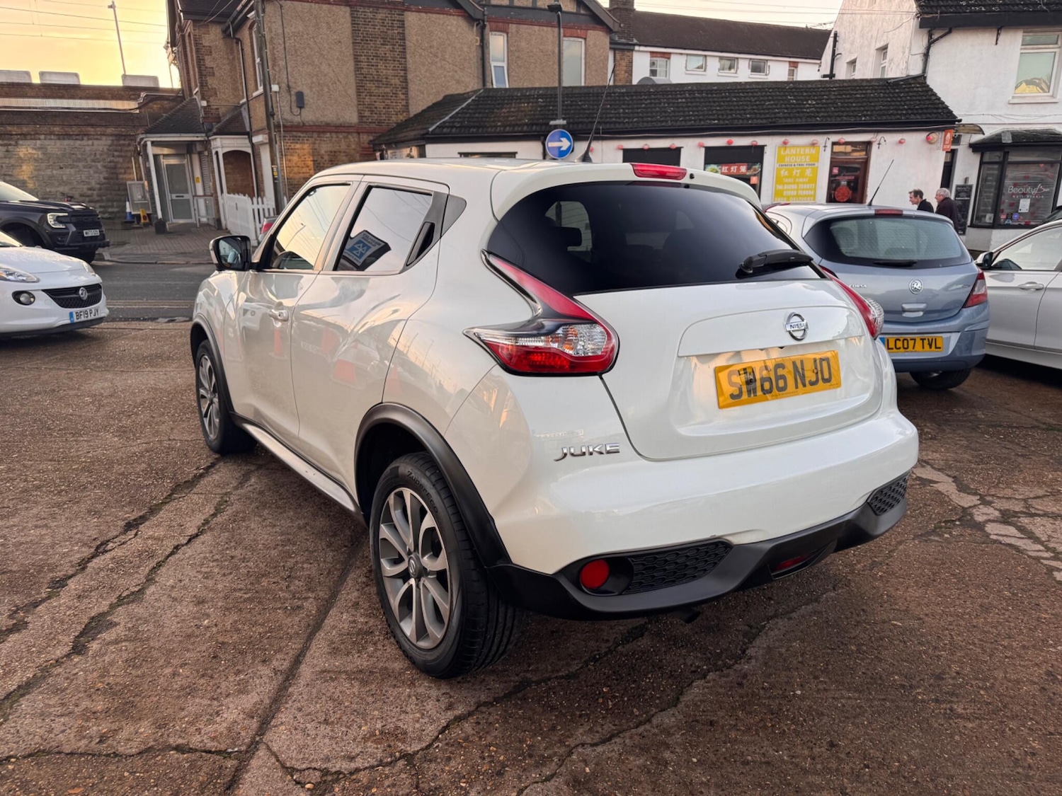 Used Nissan Juke 2016 for sale - 77376023: Photo 4